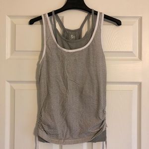 Juniors tank top